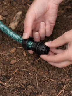Snip-n-Drip Soaker Hose System 19 Snip-n-Drip Soaker Hose System -Gardeners 40205 083 tif