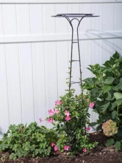 Essex Tuteur, 63" -Gardeners 8594162 0023 tif