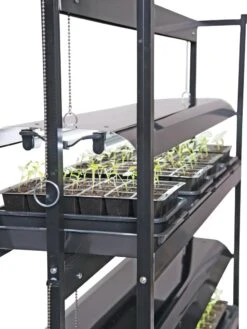 LED SunLite® Compact 3-Tier Garden -Gardeners 8595554 7294 tif