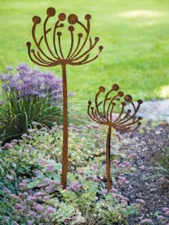 Queen Anne's Lace Garden Stake Set Of 2 8 Queen Anne's Lace Garden Stake Set Of 2 -Gardeners 8610210 0105 tif