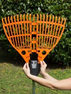 Magic Fly® Leaf Rake -Gardeners 8611047 04V tif