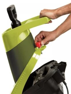 Snow Joe® 15-Amp Electric Wood Chipper/Shredder -Gardeners 8612510 07v tif