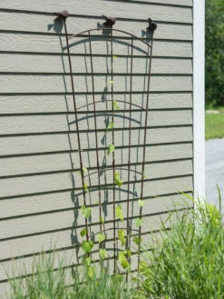 Flock Of Friends Wall Trellis -Gardeners 8612636 0007